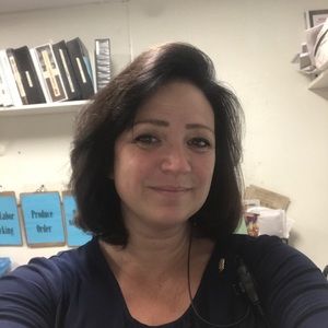 Meet your Posher, Andrea